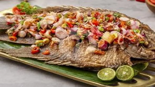 Gurame Sambal Matah: Perpaduan Lezat Ikan Nusantara dan Bumbu Bali