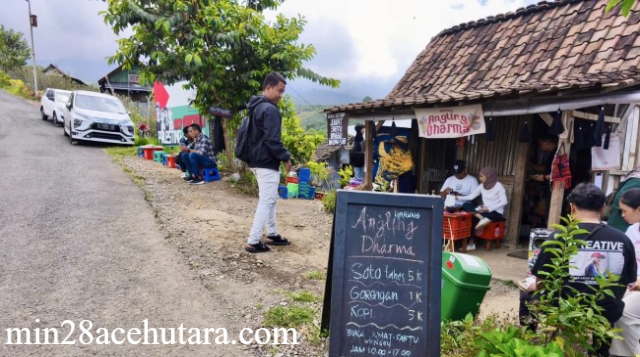 Wisata Kuliner Angling Dharma: Surga Kuliner di Tengah Kota
